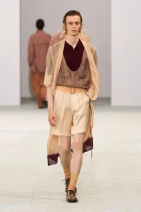 00011-dries-van-noten-spring-2027-menswear-credit-gorunway