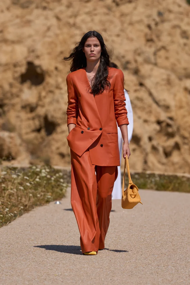 00011-jacquemus-spring-2027-ready-to-wear-credit-brand