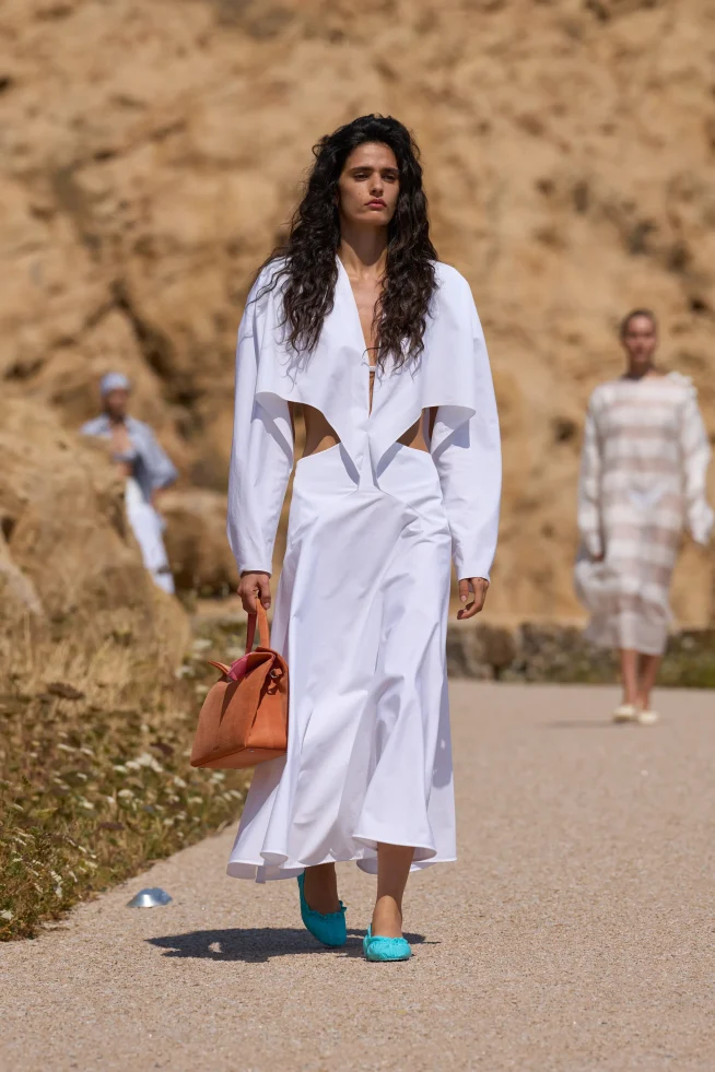 00012-jacquemus-spring-2027-ready-to-wear-credit-brand