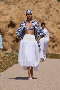 00014-jacquemus-spring-2027-ready-to-wear-credit-brand