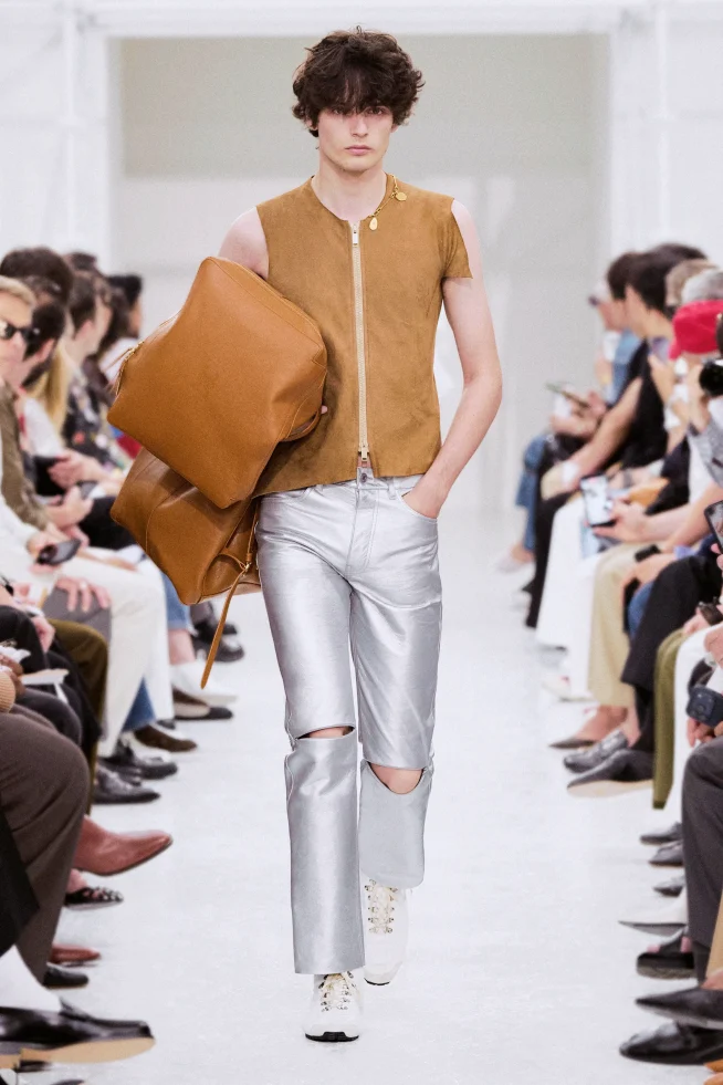 00015-celine-spring-2027-menswear-credit-brand