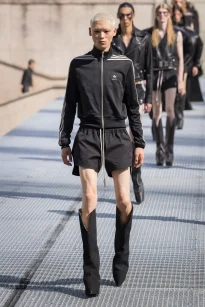 00018-rick-owens-spring-2027-menswear-credit-brand