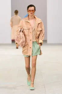 00019-dries-van-noten-spring-2027-menswear-credit-gorunway