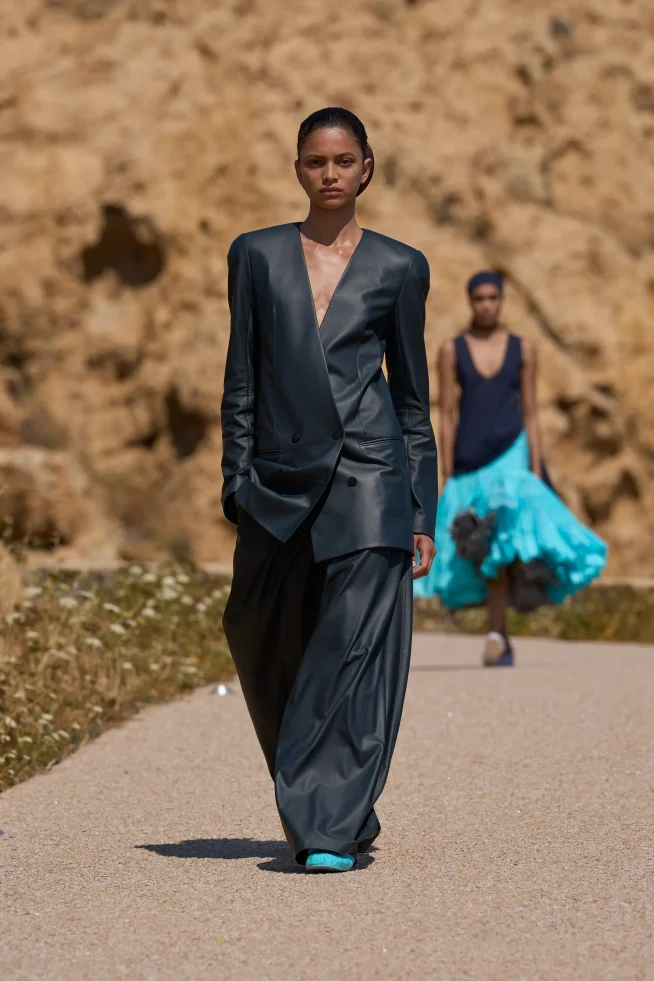00021-jacquemus-spring-2027-ready-to-wear-credit-brand