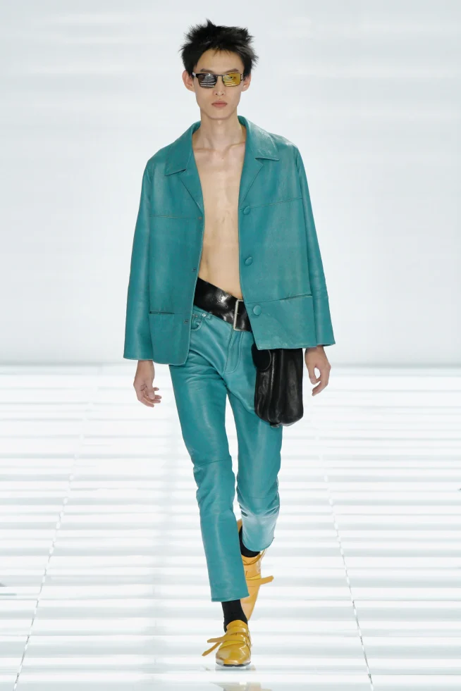00021-prada-spring-2027-menswear-credit-gorunway