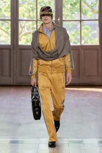 00023-junya-watanabe-spring-2027-menswear-credit-gorunway