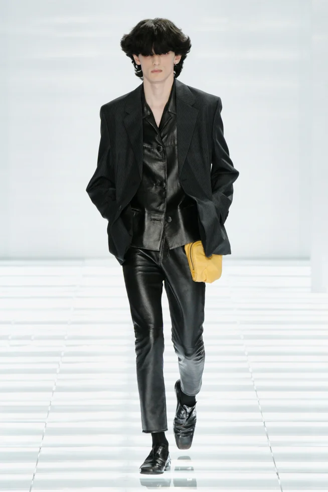 00024-prada-spring-2027-menswear-credit-gorunway