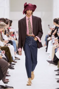 00029-celine-spring-2027-menswear-credit-brand