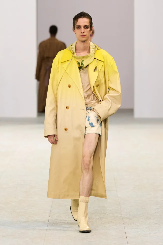 00032-dries-van-noten-spring-2027-menswear-credit-gorunway