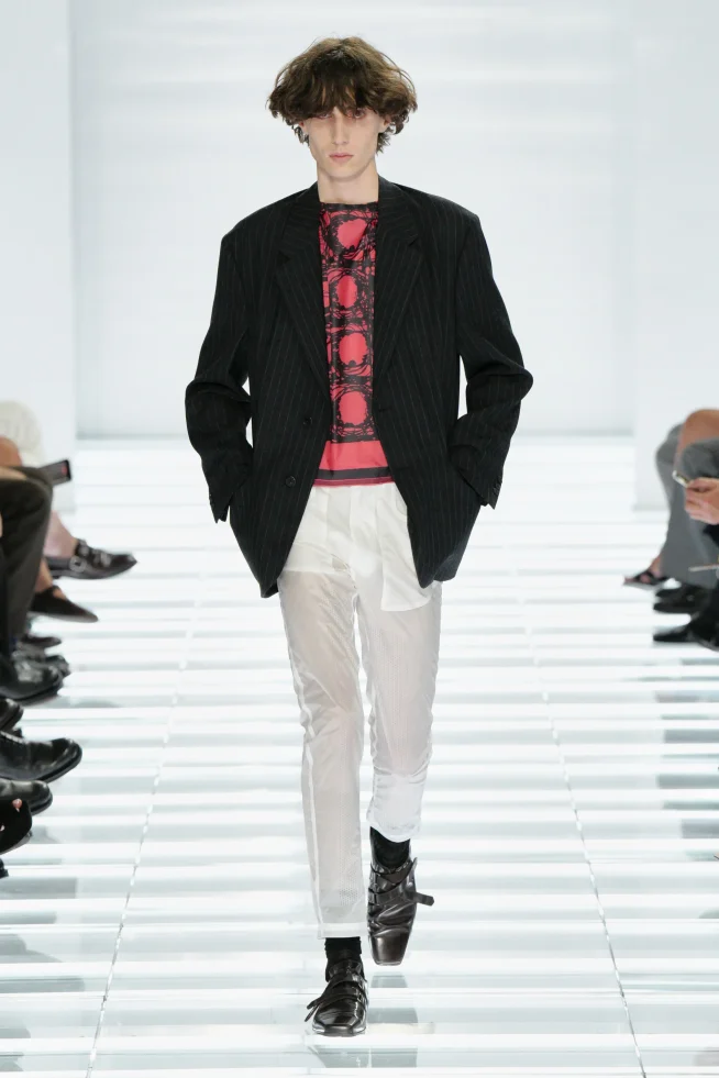 00032-prada-spring-2027-menswear-credit-gorunway