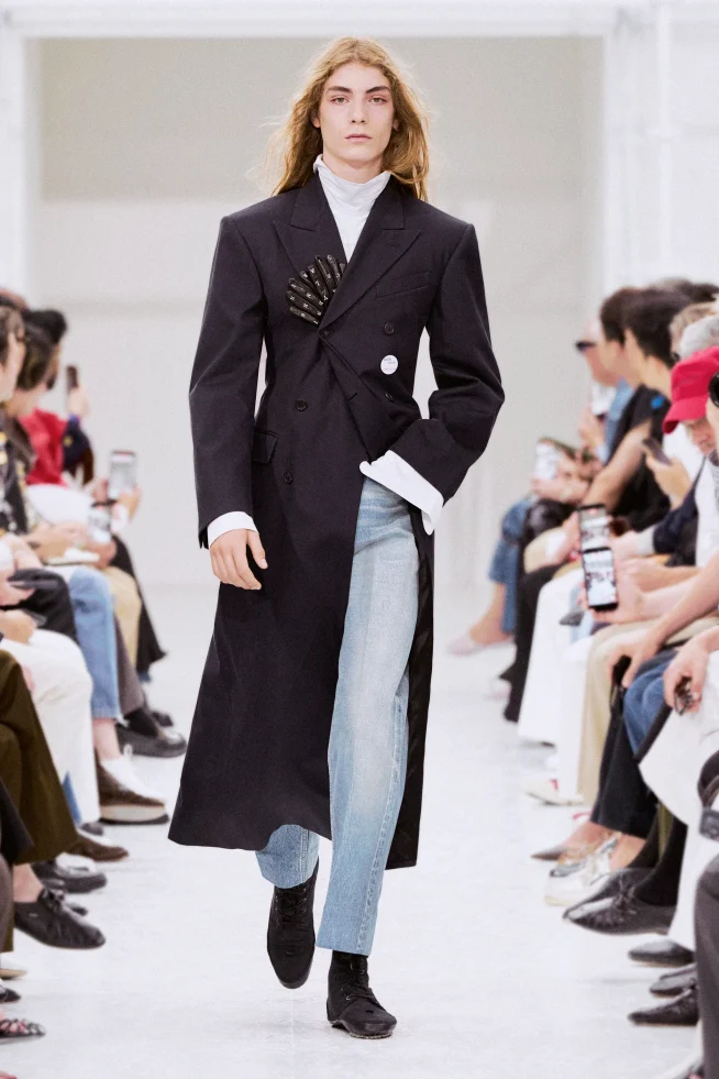 00033-celine-spring-2027-menswear-credit-brand