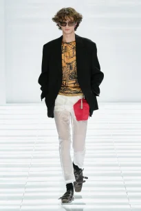 00033-prada-spring-2027-menswear-credit-gorunway