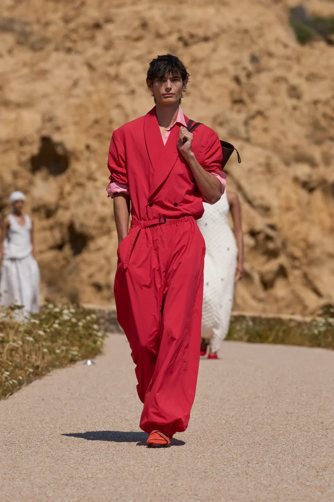 00037-jacquemus-spring-2027-ready-to-wear-credit-brand