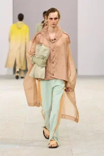 00038-dries-van-noten-spring-2027-menswear-credit-gorunway