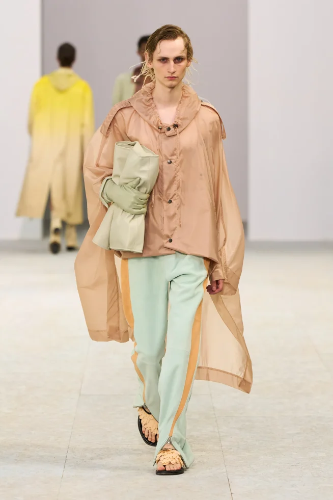 00038-dries-van-noten-spring-2027-menswear-credit-gorunway