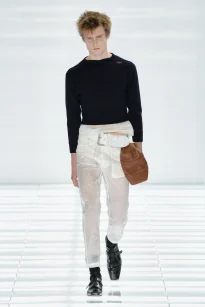 00038-prada-spring-2027-menswear-credit-gorunway