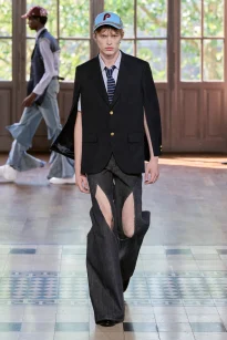 00042-junya-watanabe-spring-2027-menswear-credit-gorunway