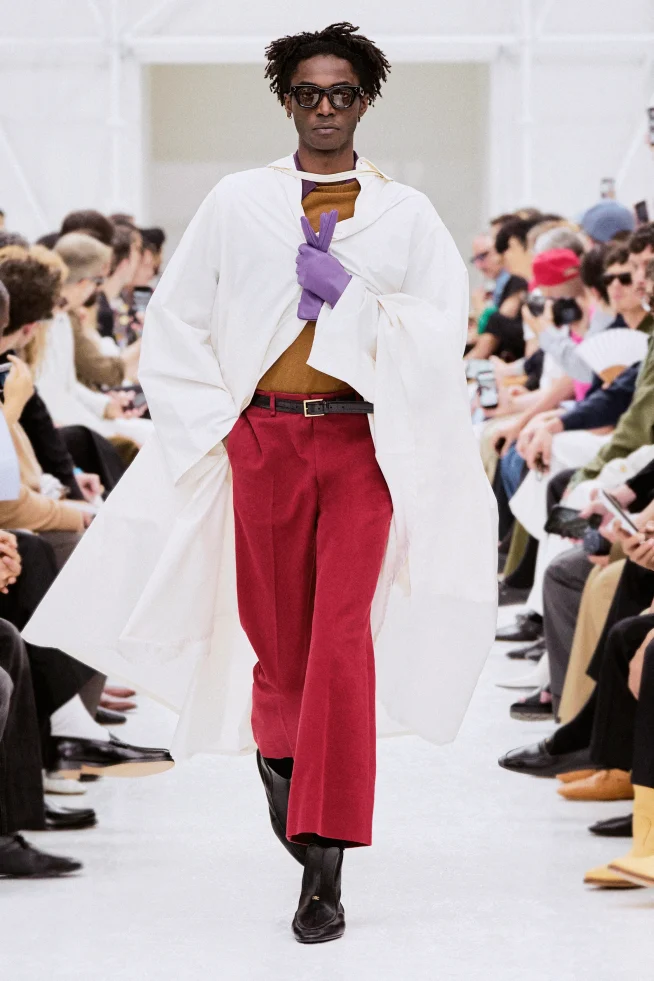 00043-celine-spring-2027-menswear-credit-brand