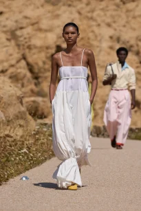 00046-jacquemus-spring-2027-ready-to-wear-credit-brand