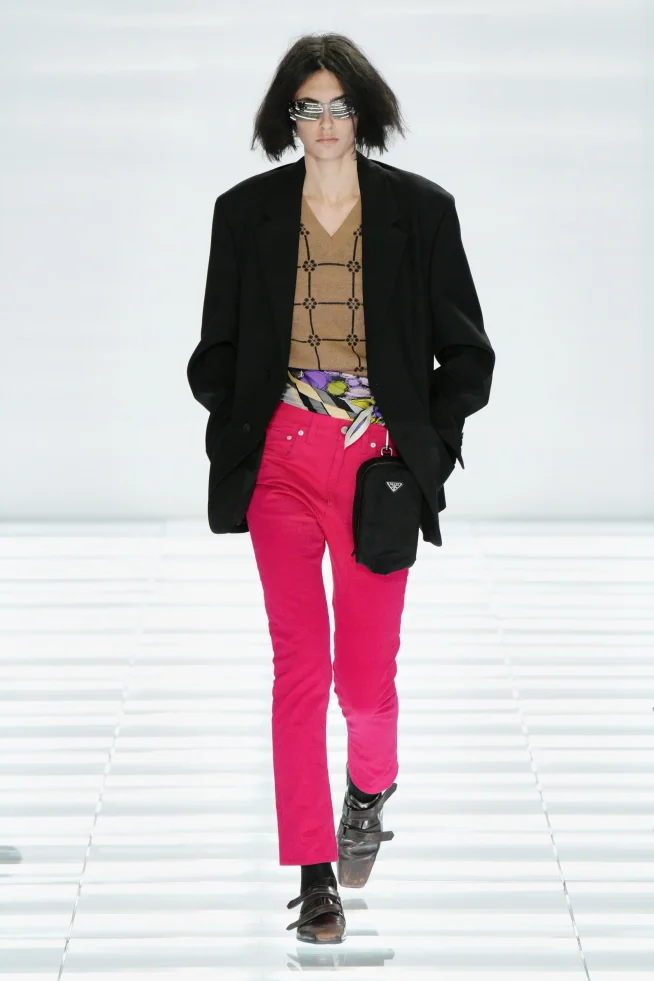 00046-prada-spring-2027-menswear-credit-gorunway