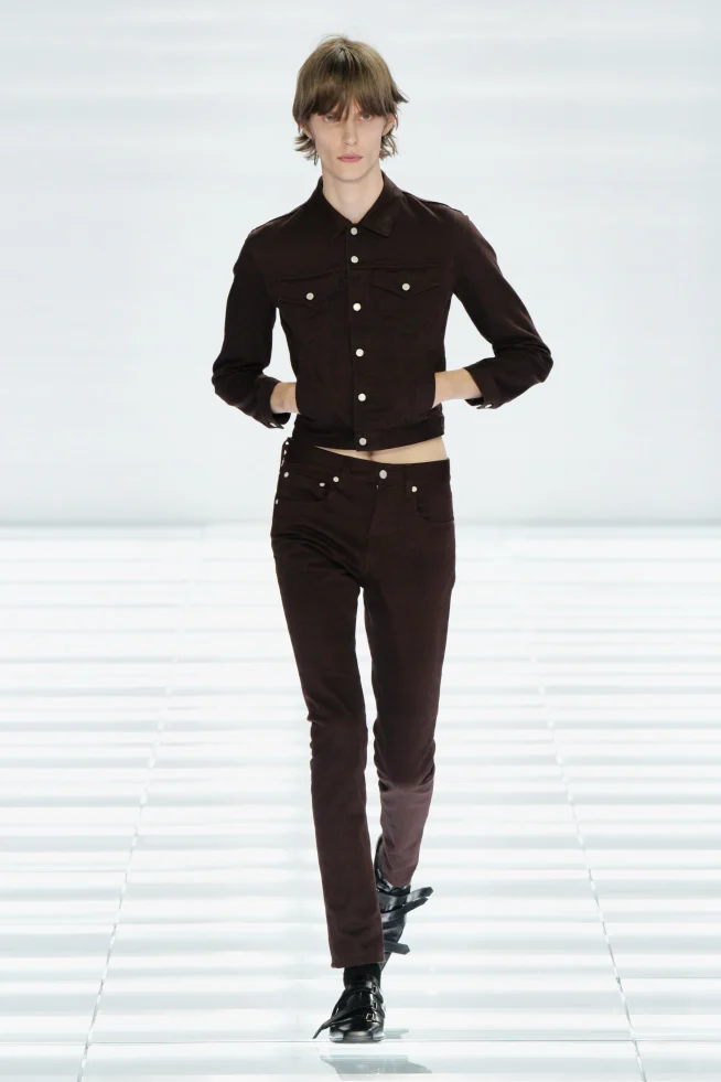 00047-prada-spring-2027-menswear-credit-gorunway
