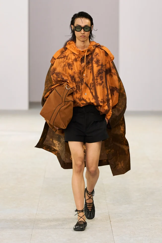 00049-dries-van-noten-spring-2027-menswear-credit-gorunway