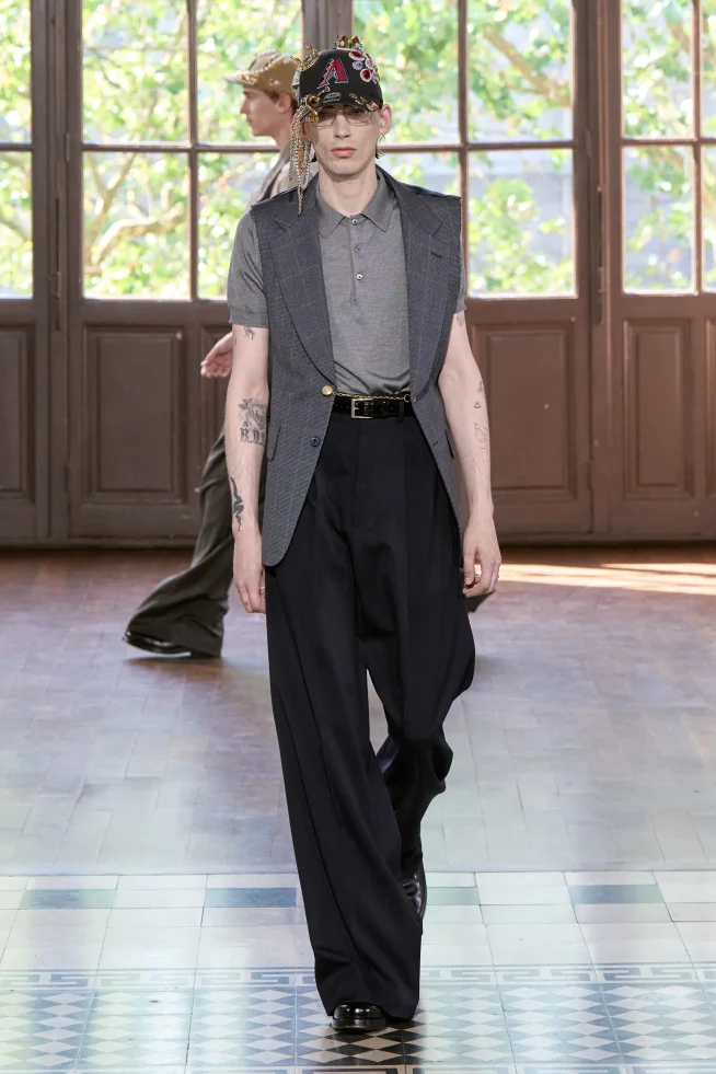 00049-junya-watanabe-spring-2027-menswear-credit-gorunway