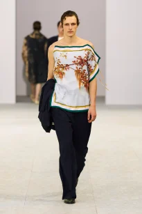 00051-dries-van-noten-spring-2027-menswear-credit-gorunway