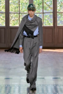 00054-junya-watanabe-spring-2027-menswear-credit-gorunway