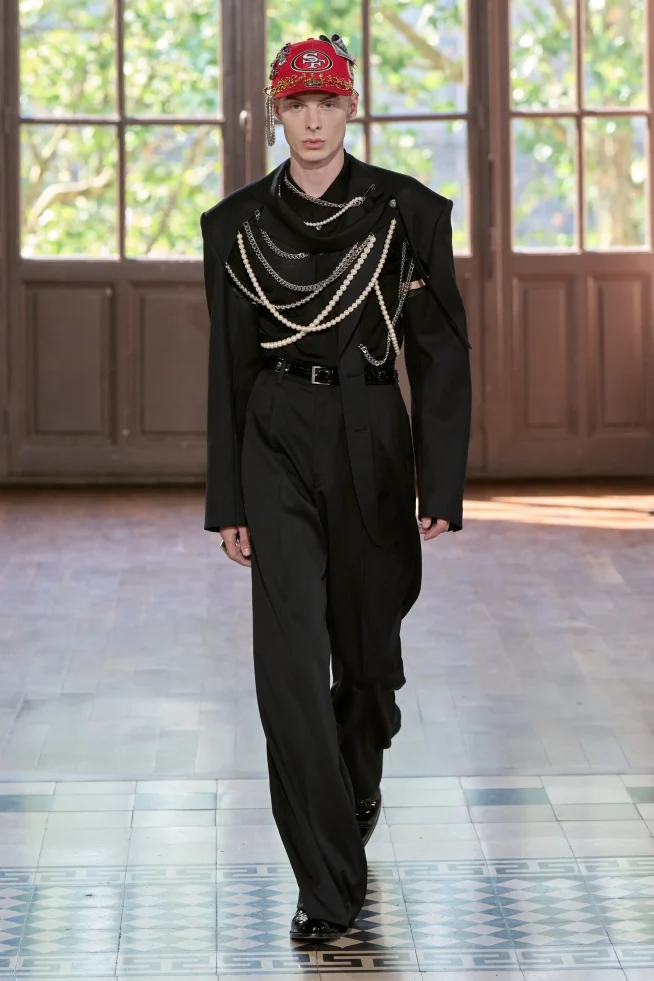 00055-junya-watanabe-spring-2027-menswear-credit-gorunway