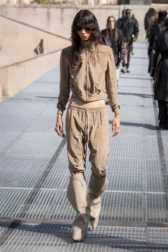 00057-rick-owens-spring-2027-menswear-credit-brand