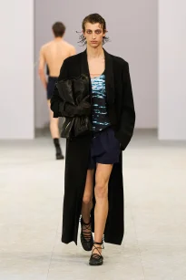 00061-dries-van-noten-spring-2027-menswear-credit-gorunway