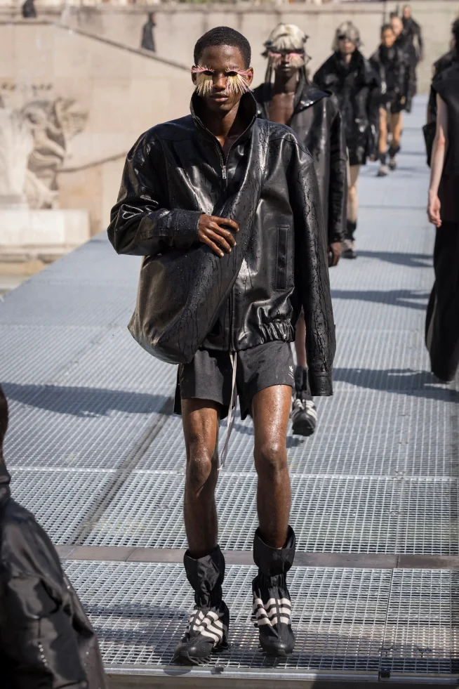 00062-rick-owens-spring-2027-menswear-credit-brand