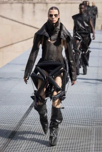 00067-rick-owens-spring-2027-menswear-credit-brand
