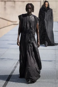 00069-rick-owens-spring-2027-menswear-credit-brand