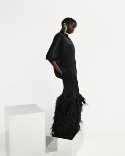 Balenciaga "Unsized – A Lightness of Being" - Foto: Divulgação
