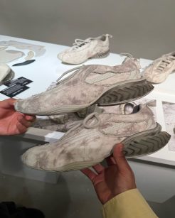 Tênis PUMA de JiyongKim foi inspirado em papel em decomposição - Reprodução: Madrell Stinney/Hypebeast