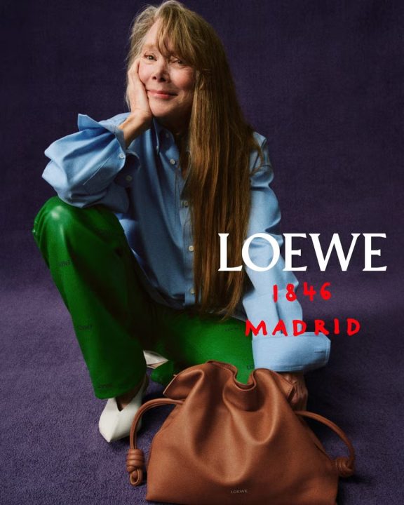 Aos 180 anos, Loewe une passado e futuro em campanha repleta de estrelas
Loewe celebra aniversário com tecnologia, reedição de bolsas clássicas e um elenco de peso na nova coleção; veja!