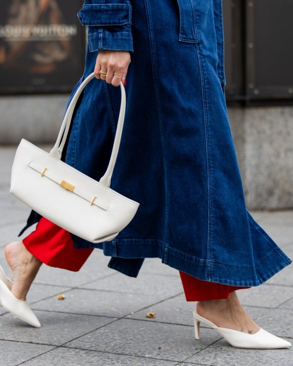 Looks com o mule de bico fino