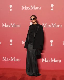 Estilo gótico de Katie Holmes na China
