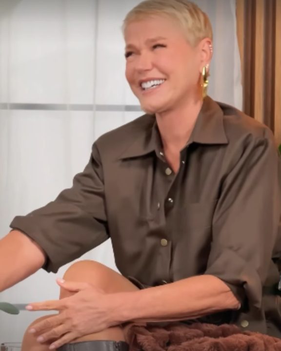 Look tendência de Xuxa Meneghel