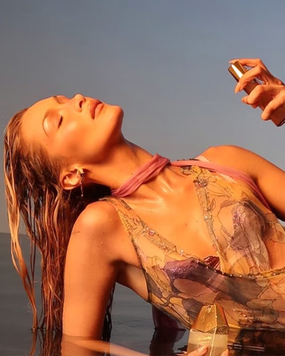 Perfumes SOLARS, de Bella Hadid