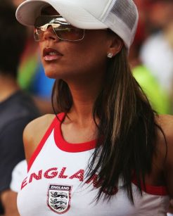 Victoria Beckham na Eurocopa em 2004