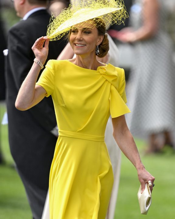 Vestido amarelo-limão de Kate Middleton