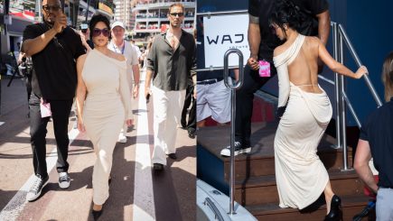 Vestido assimétrico de Kim Kardashian