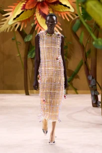 00002-chanel-fall-2026-couture-credit-gorunway