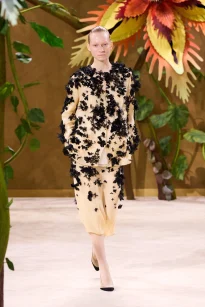 00007-chanel-fall-2026-couture-credit-gorunway