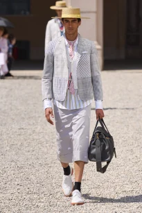 00007-thom-browne-spring-2027-menswear-credit-gorunway