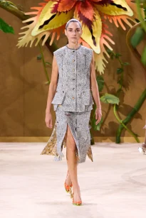 00011-chanel-fall-2026-couture-credit-gorunway