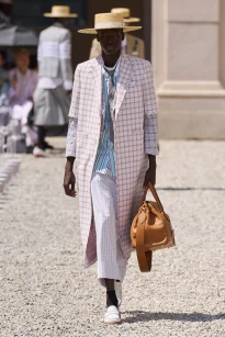 00013-thom-browne-spring-2027-menswear-credit-gorunway